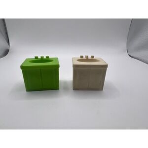 Vintage Fisher Price Little People Family House Collection Toy Bathroom Sinks